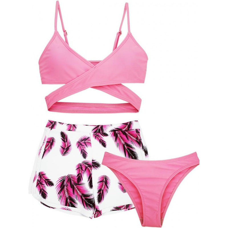 Dame bikini-sæt med kreativt kryds-top og komfortable shorts Stilla