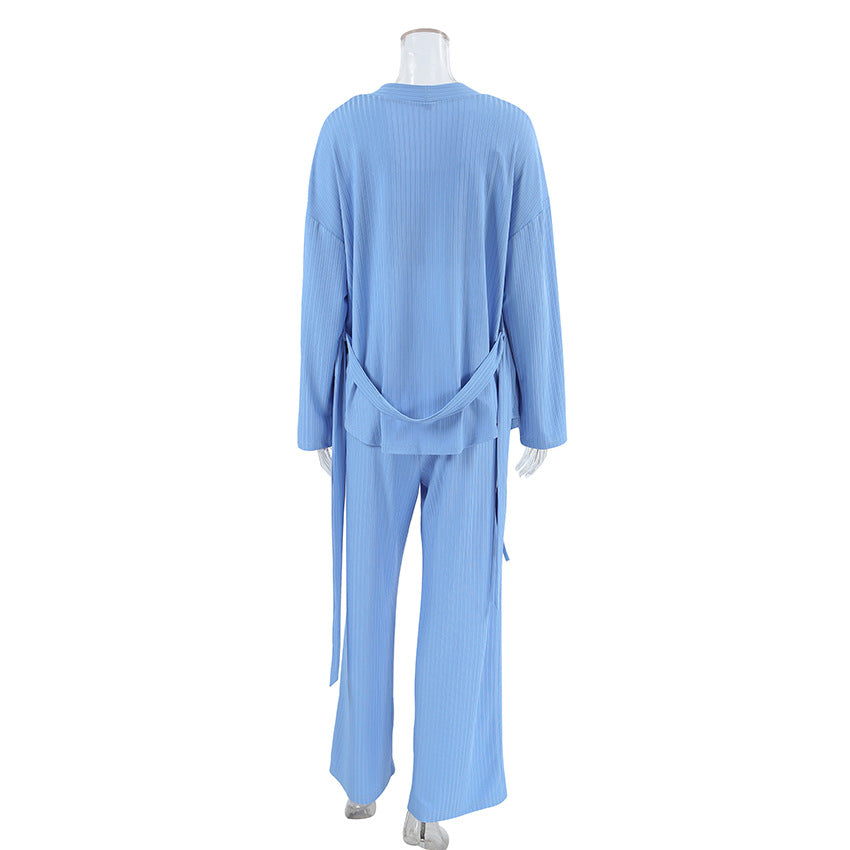 Dame satin loungewear sæt med elegant kimono overdel og bred ben Stilla