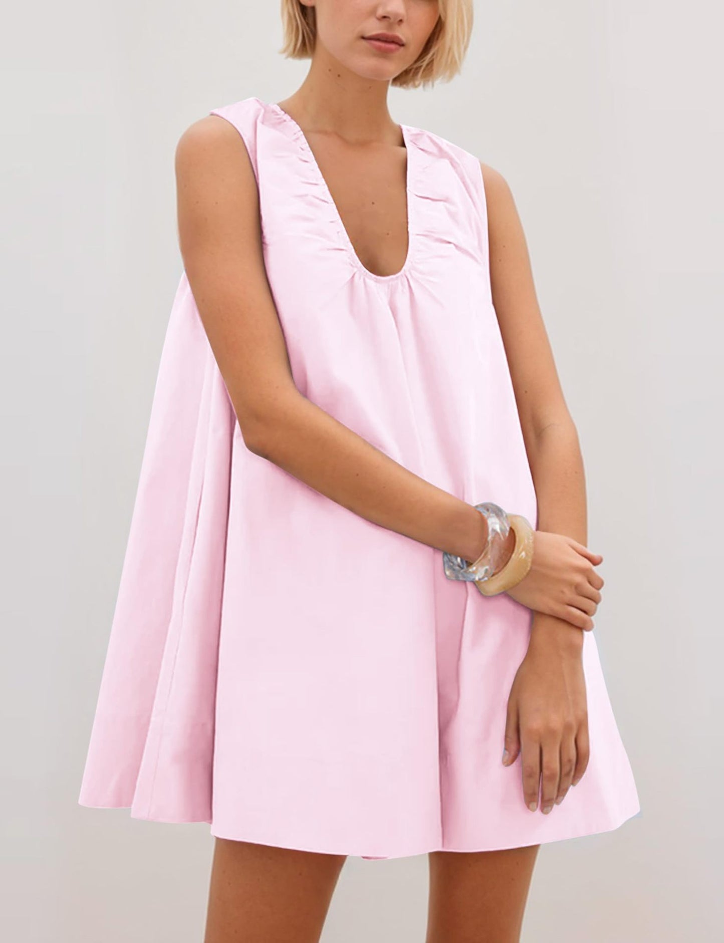 Dame afslappet maxikjole med dyb V-udskæring og bred pasform Stilla