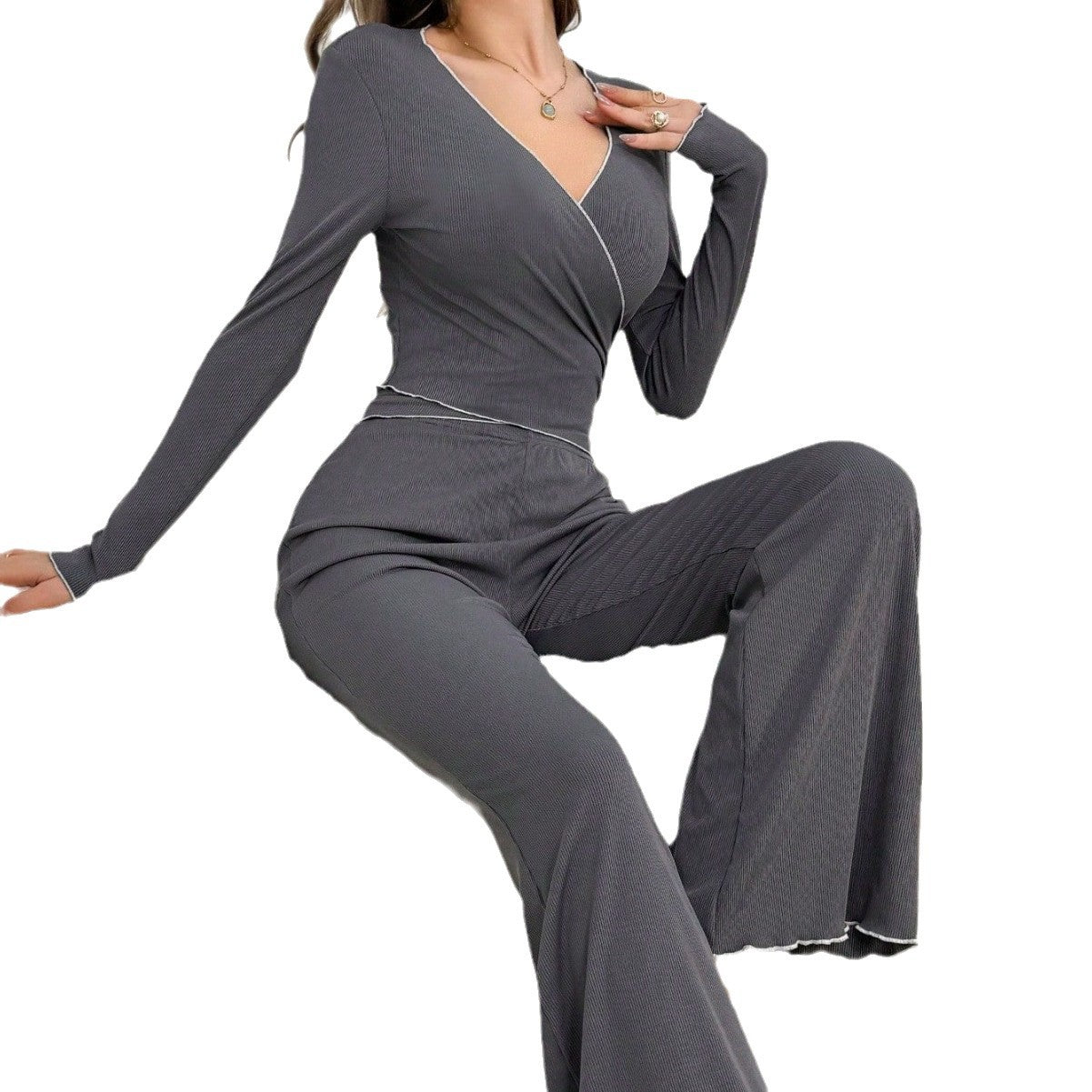 Dame elegant jumpsuit med ribstruktur og V-hals Stilla