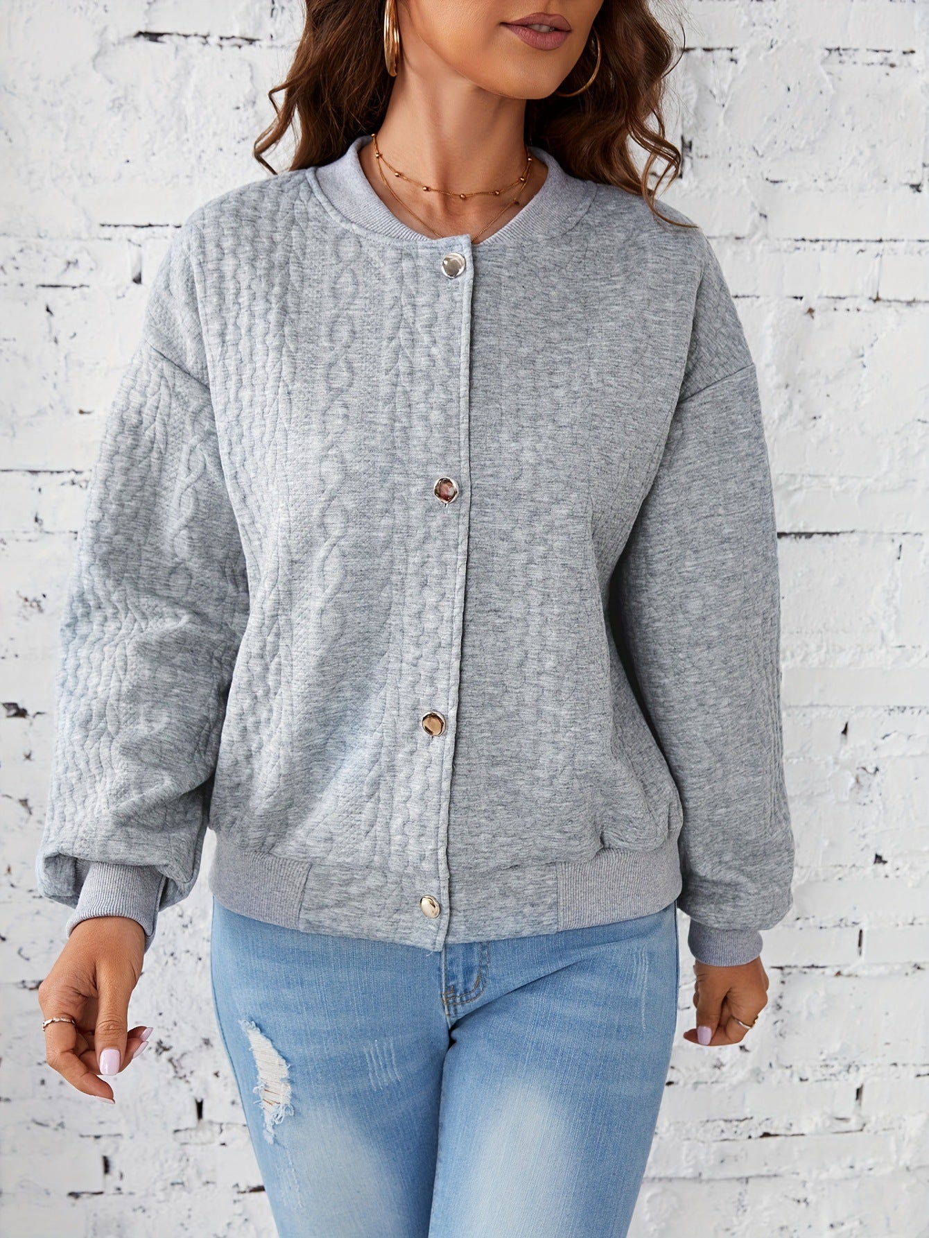 Dame afslappet og moderigtig bomberjakke med struktureret stof Stilla