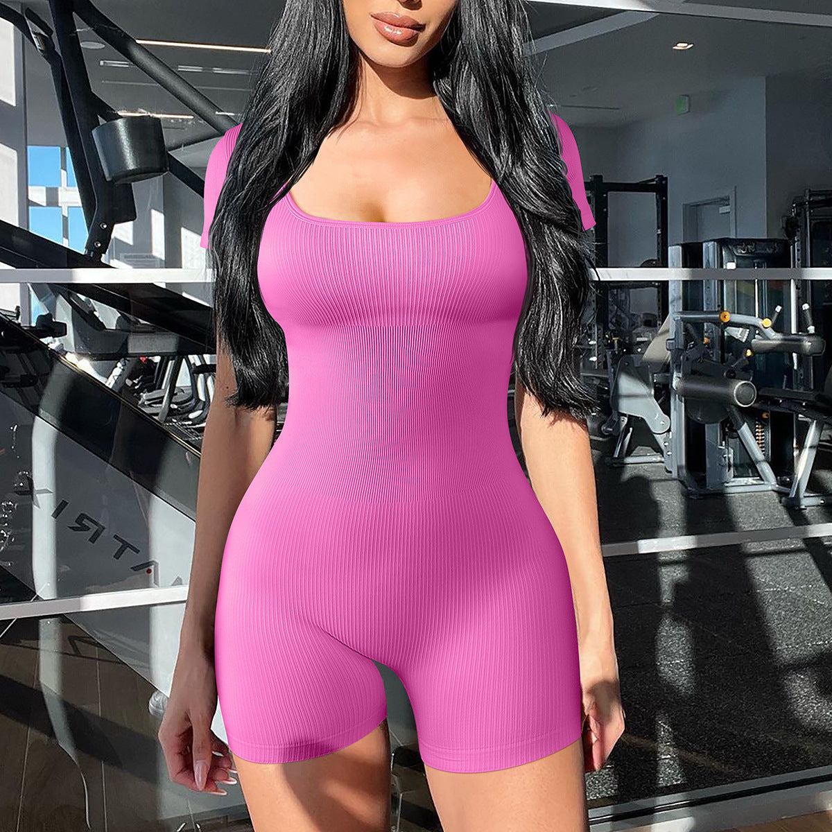 Dame Sporty Kort Jumpsuit med moderne Ribstrukturer og tætsiddende snit Stilla