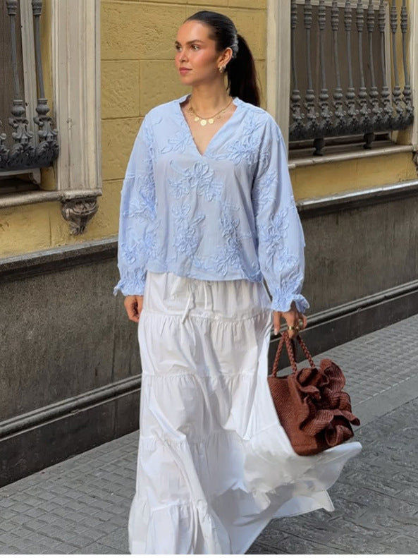 Dame elegant bluse med florale broderier og voluminøse ærmer Stilla