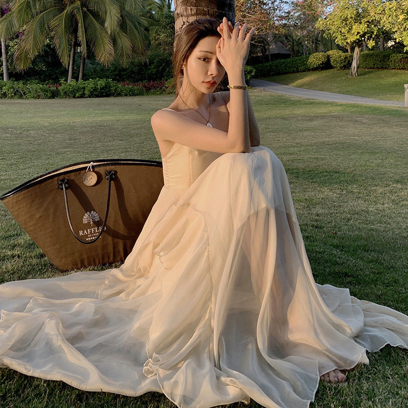 Dame Elegant flydende maxikjole med ruffle detaljer Stilla