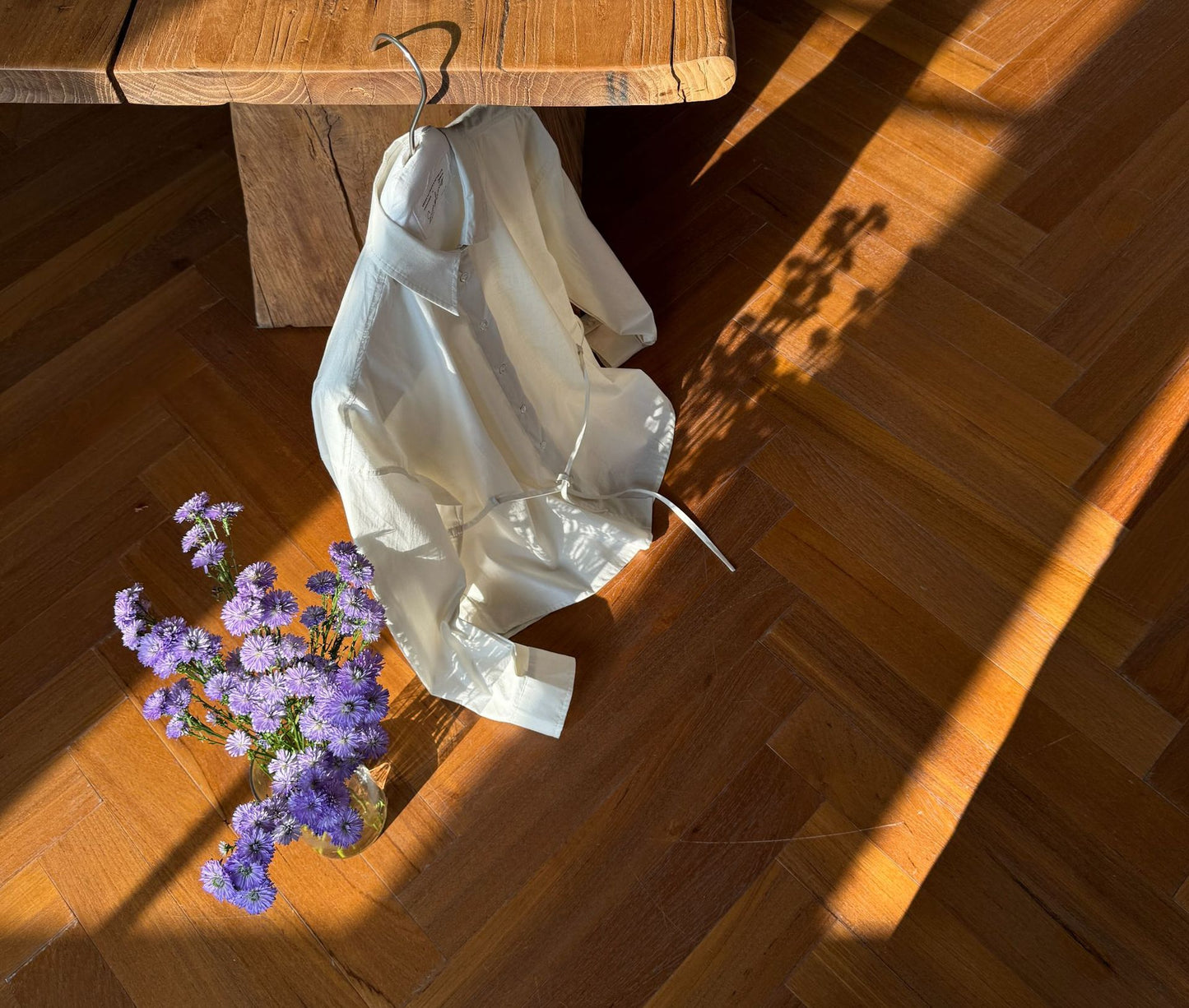 Dame afslappet skjorte med integreret taljebinding og oversized snit Stilla