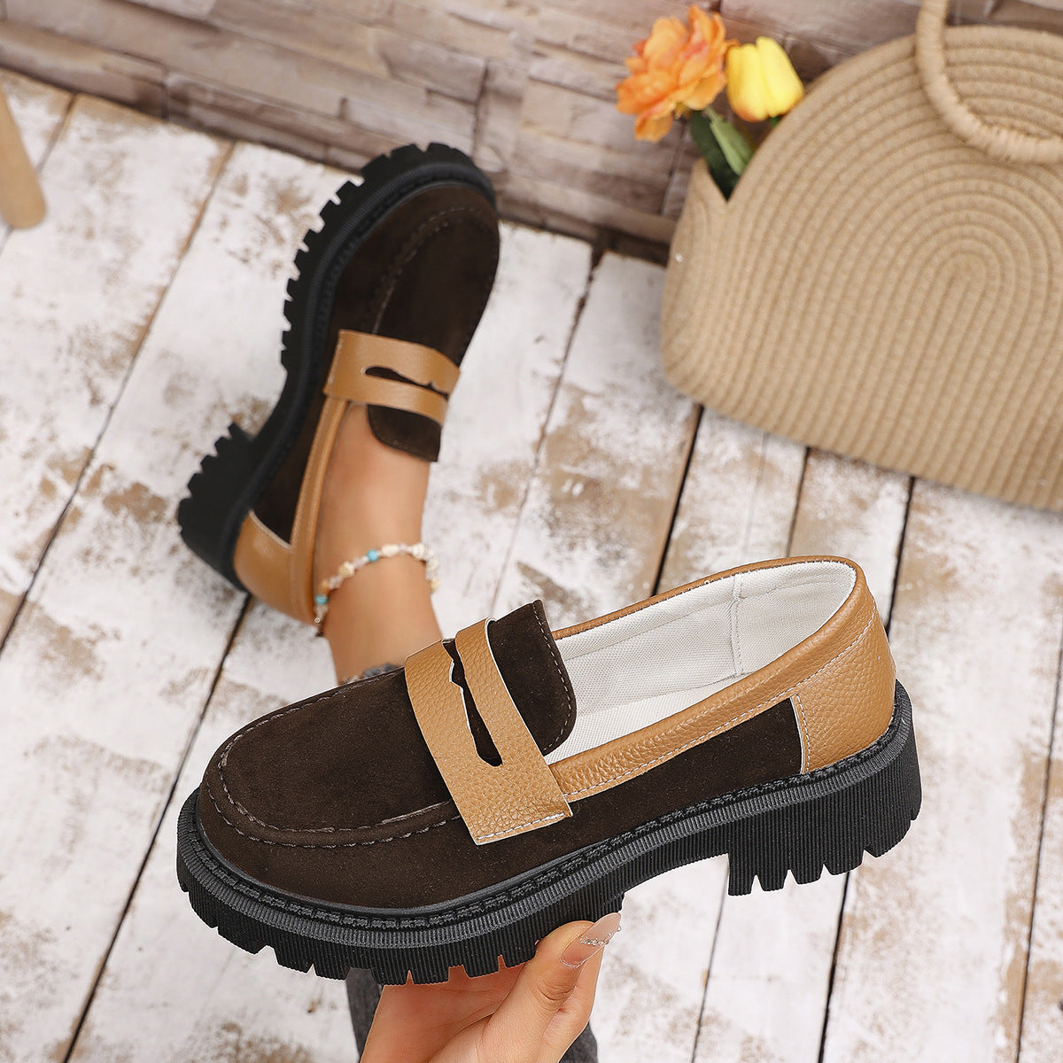 Dame afslappede Sko med trendy læderdesign og skridsikker sål Stilla