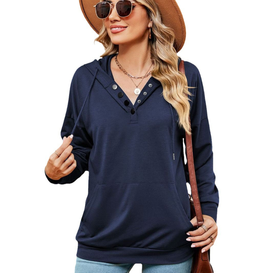 Dame afslappet hoodie med knapdetalje og kængurulomme Stilla