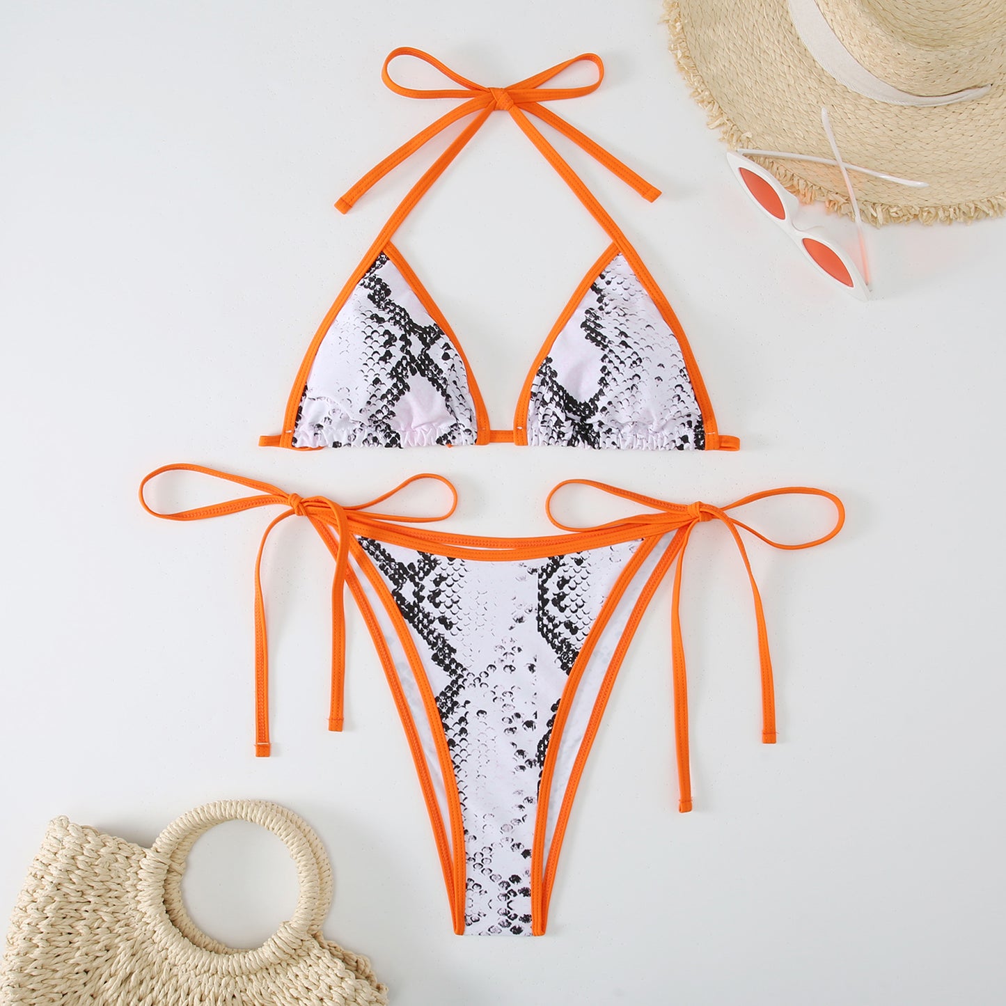 Bikini-sæt med trekantet overdel og høj benudskæring til kvinder Stilla