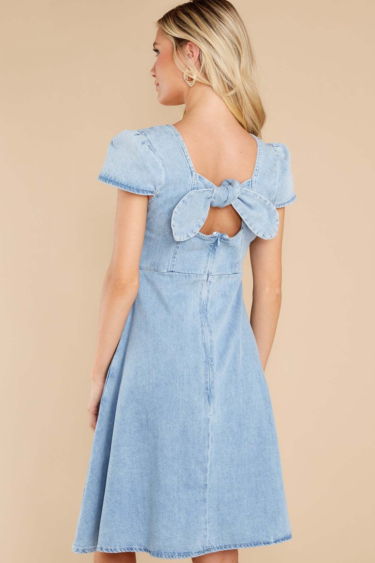 Dame Jeans Midi Kjole med kvadratisk udskæring og praktiske lommer Stilla