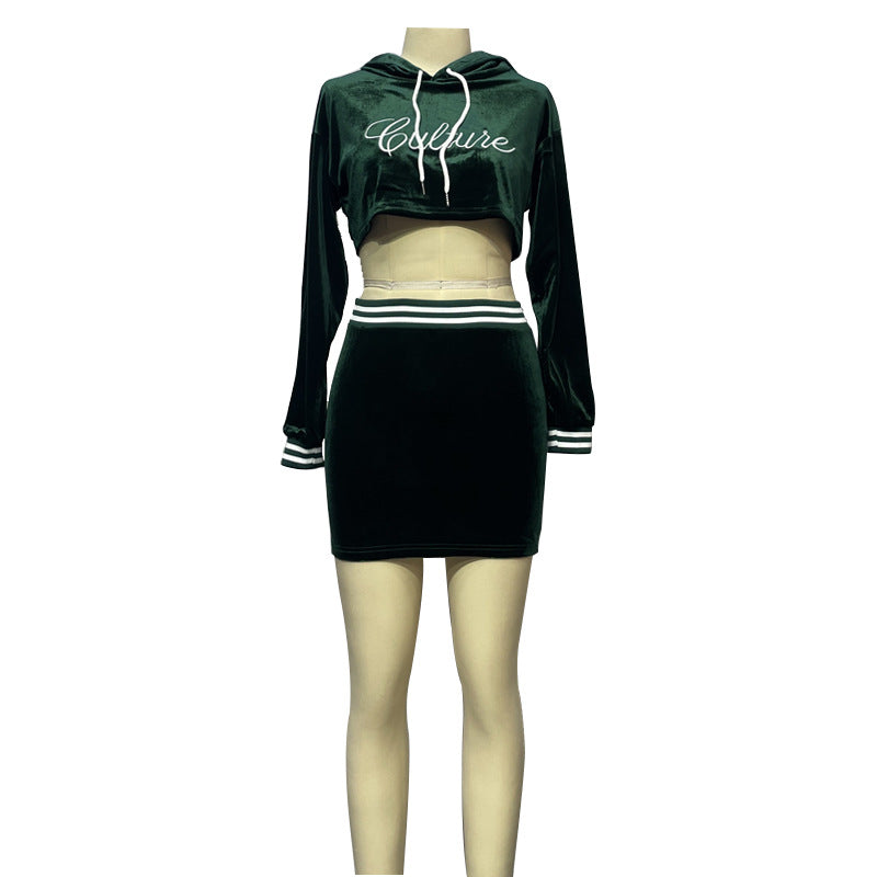 Dame Sporty Crop-Top med lange ærmer og sexy over-knee støvler Stilla