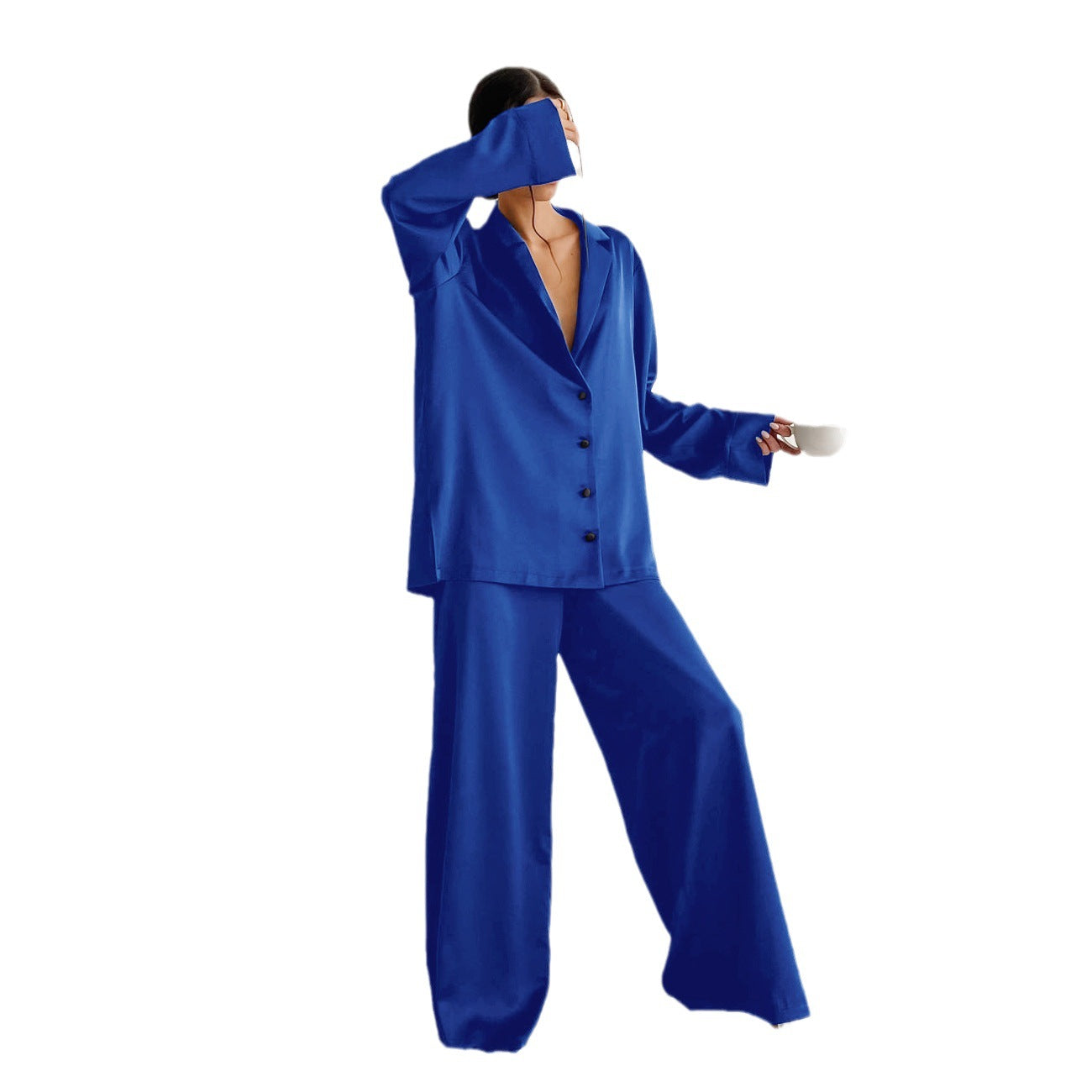Dame Satin Pyjama-sæt med elegant V-udskæring og brede ben Stilla