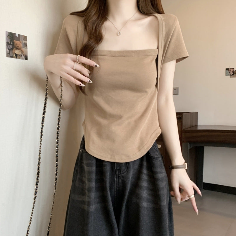 Femme Square Neck Fitted Top med flatterende snit Stilla