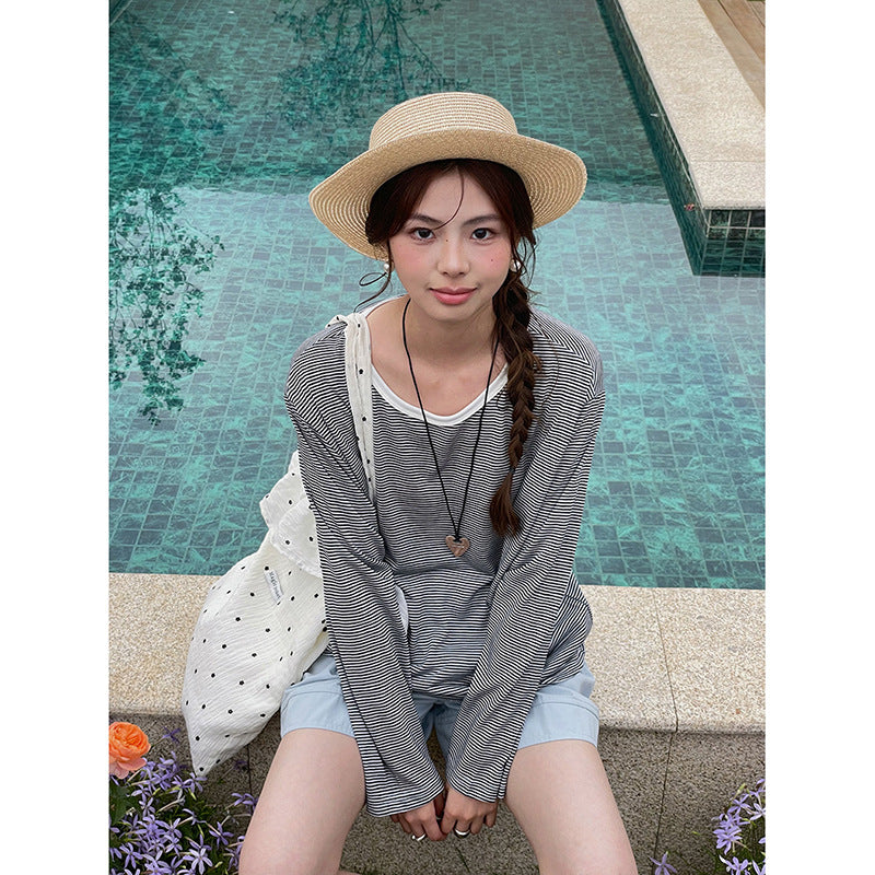 Dame afslappet longsleeve t-shirt med højkvalitets tekstur og moderigtigt rundhalsudskæring Stilla