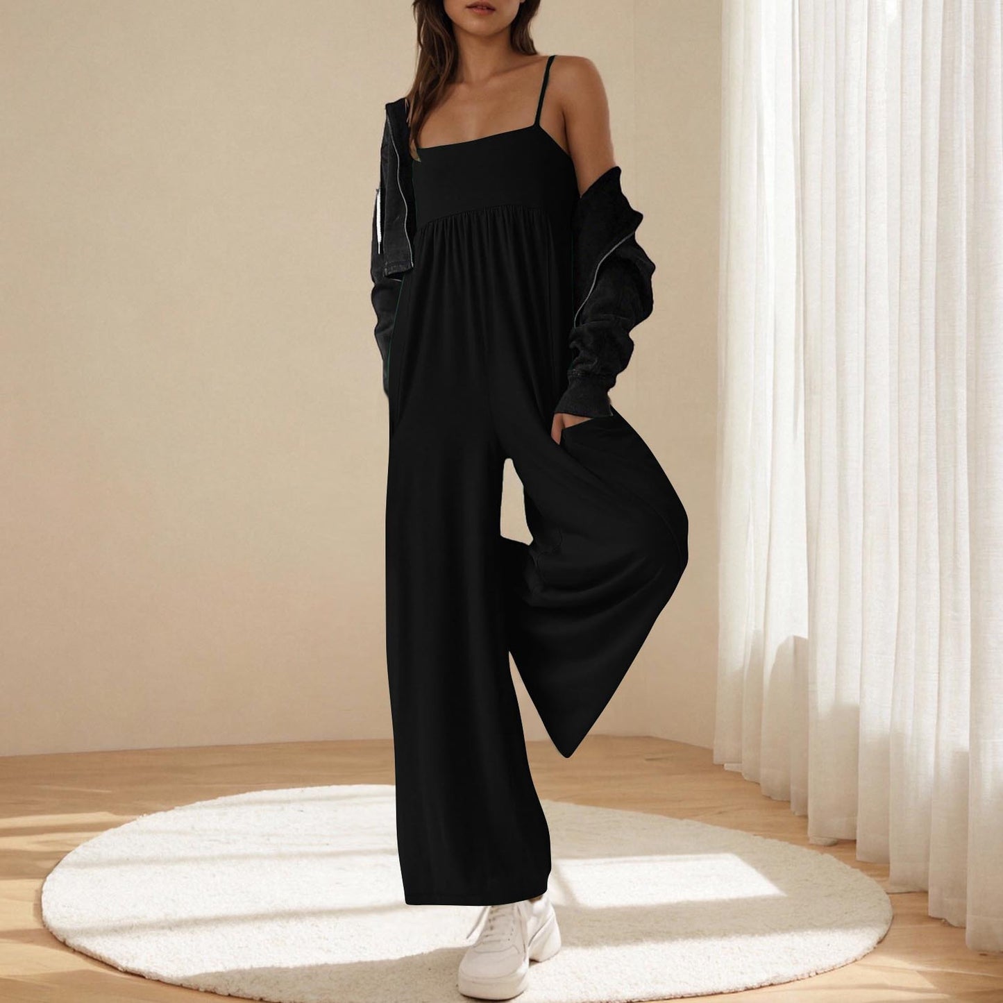 Dame behagelig jumpsuit med bred ben og justerbare spaghetti-stropper Stilla