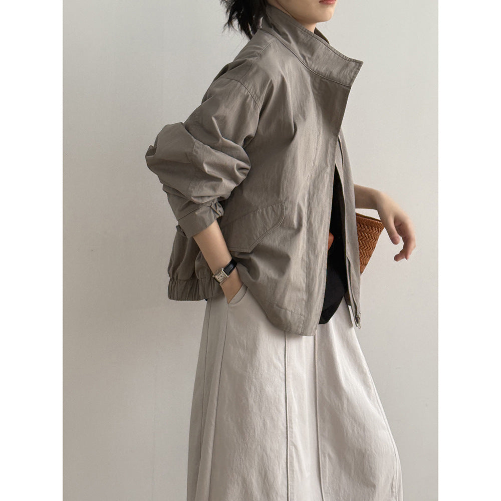 Dame afslappet overgangsjakke med ståkrave og praktiske lommer Stilla