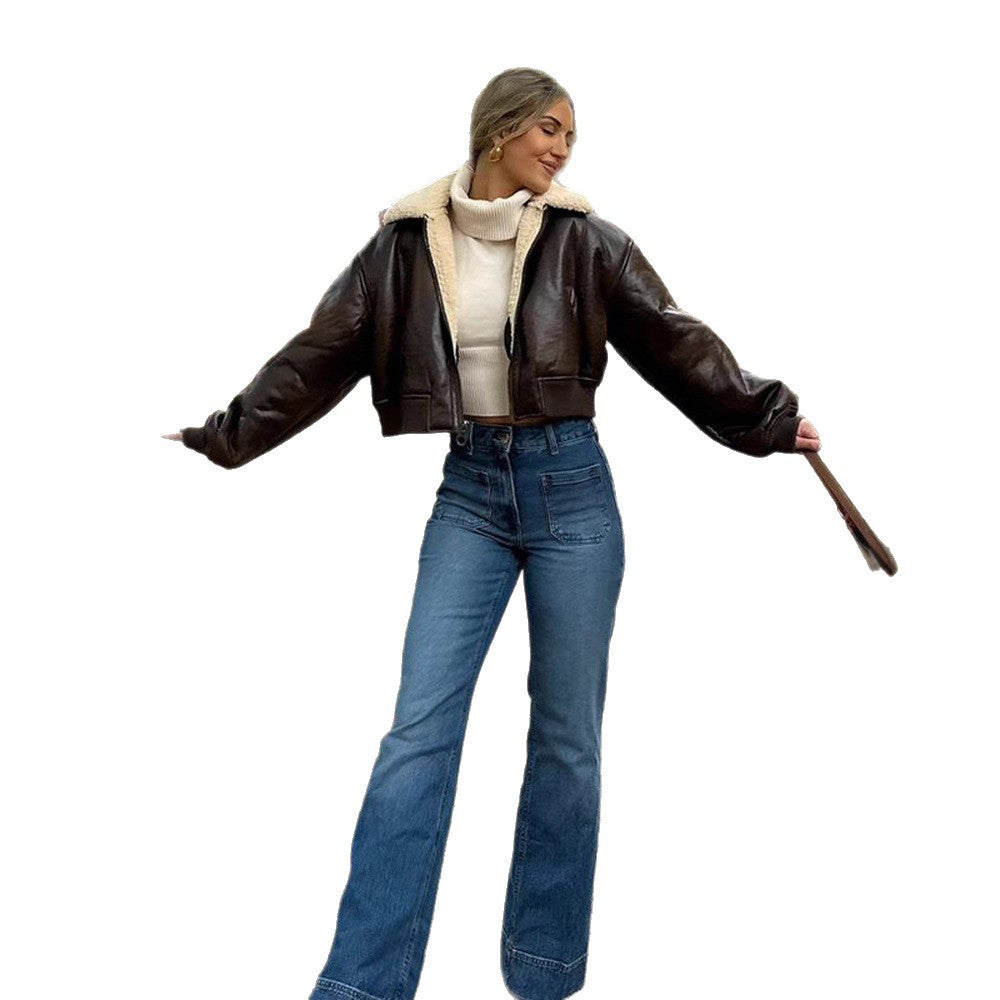 Dame cropped kunstlæderjakke med indvendigt foer af pels Stilla