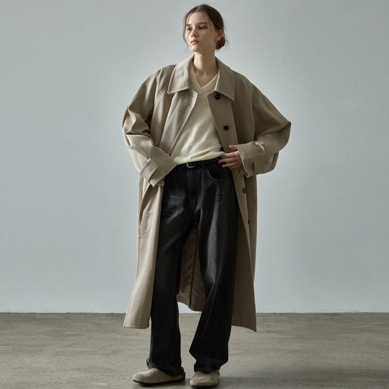 Dame Oversized Trenchcoat med stilfuldt snit og praktiske lommer Stilla