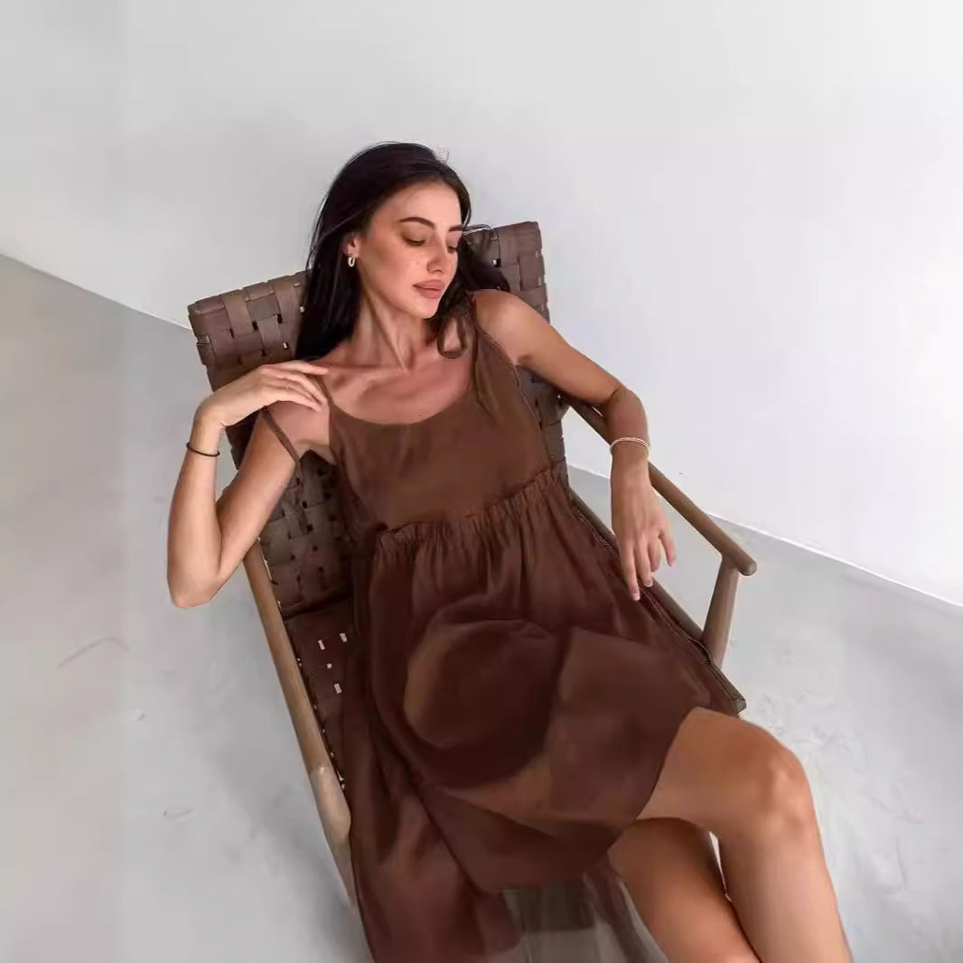 Dame Casual Halterneck Kjole med luftig Silhuet og Bindebånd Stilla
