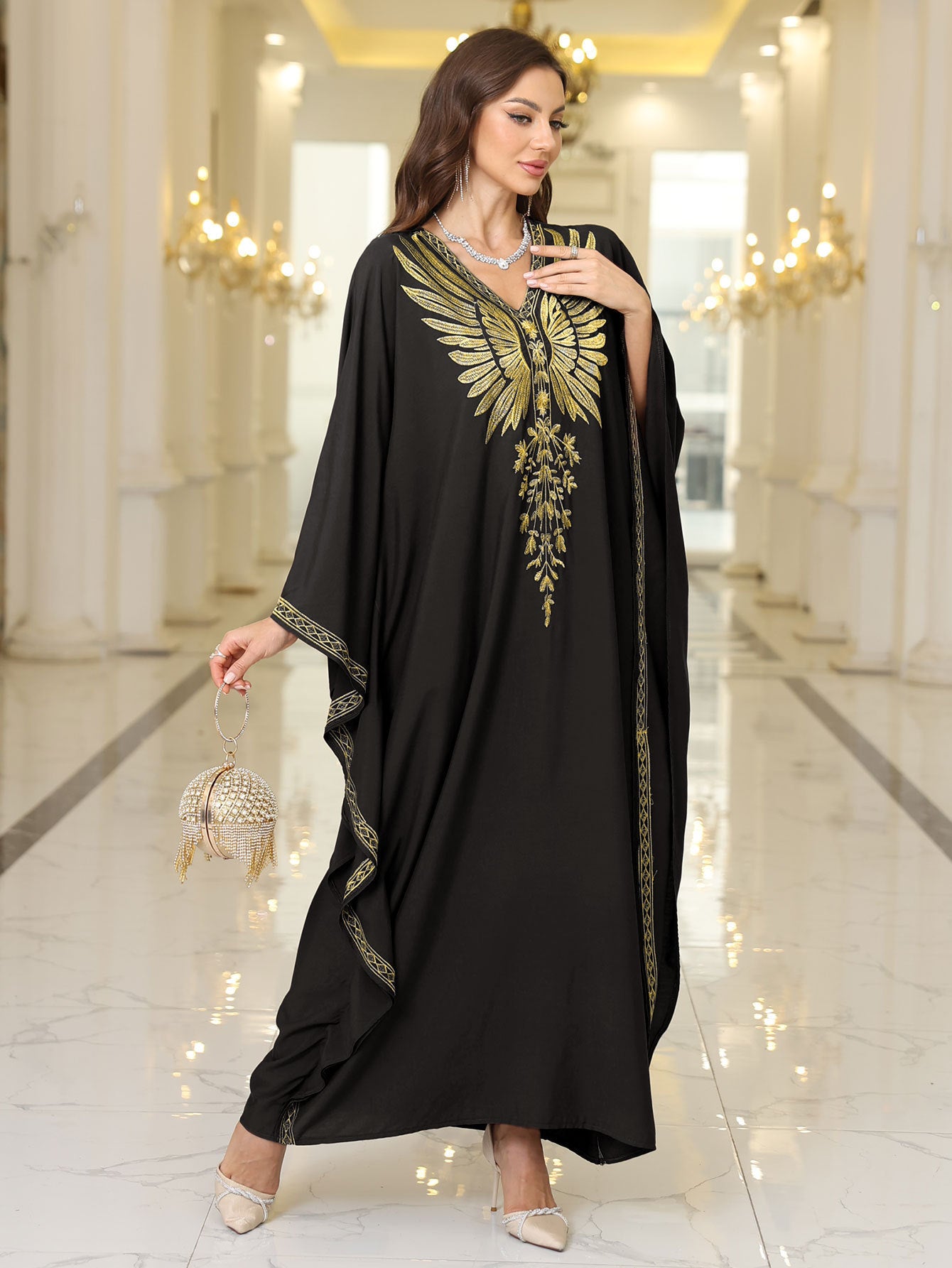Dame elegant kaftan med kunstnerisk fjederdesign Stilla