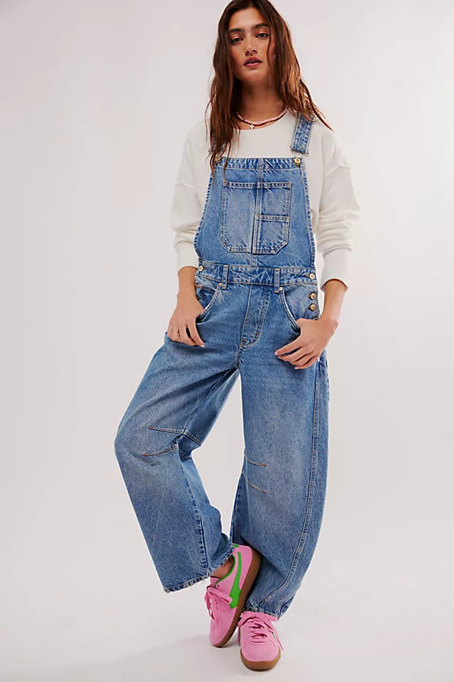 Dame jumpsuit i afslappet oversized stil med praktiske lommer og fashionable accenter Stilla