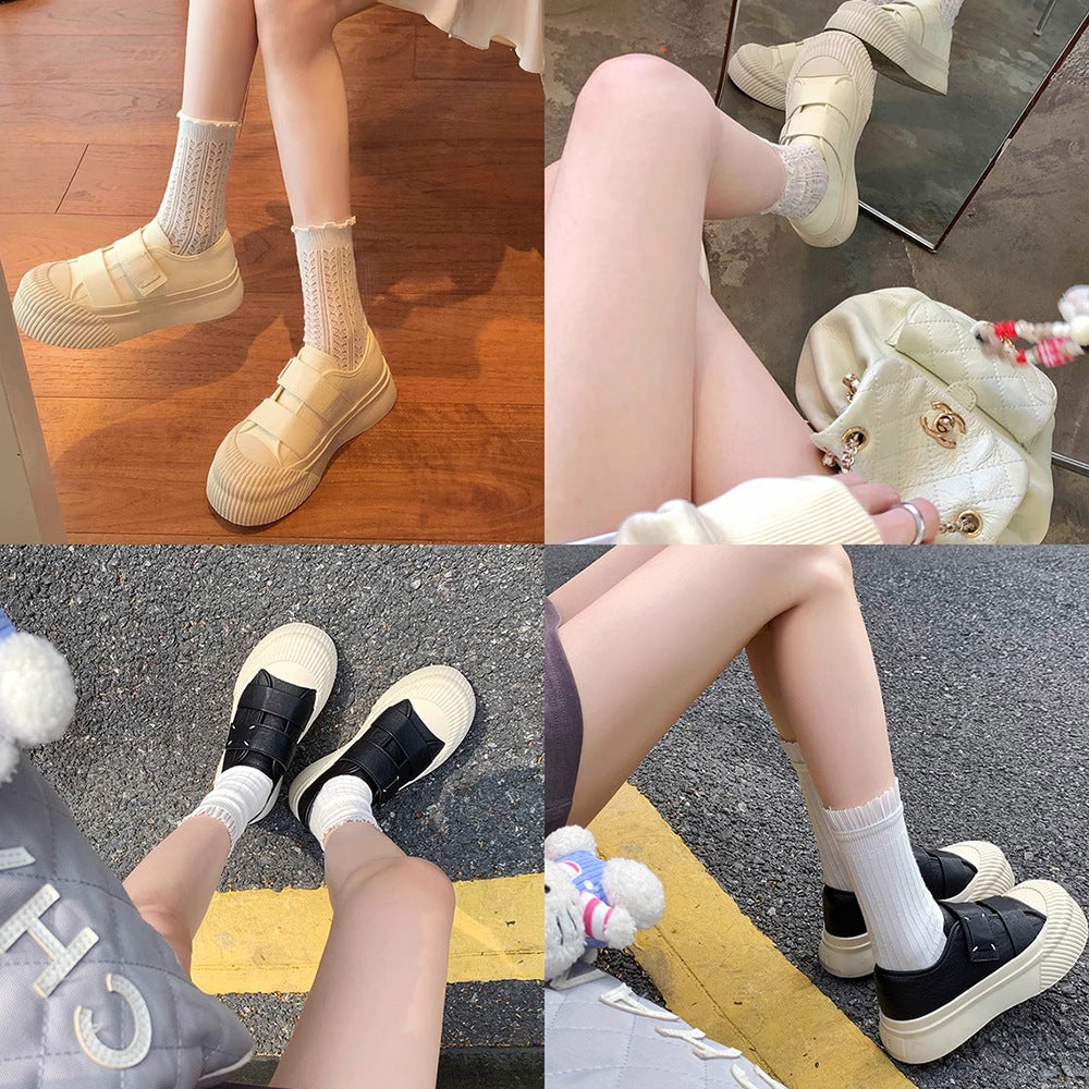 Dame Komfortable Sneakers med justerbar velcro og struktureret plateau Stilla