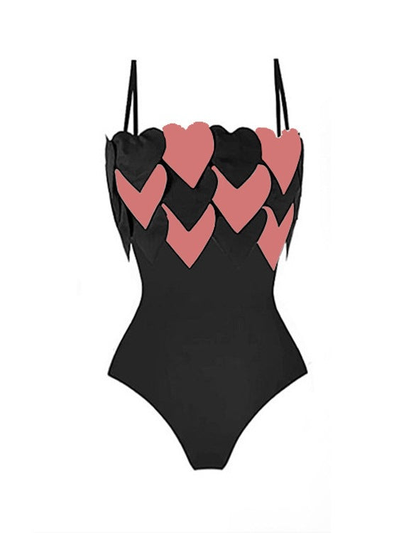 Dame bikini sæt med hjerteformede detaljer og højt skåret nederdel Stilla