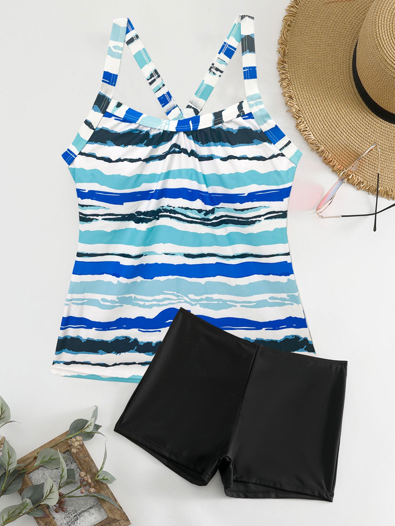 Dame Sporty Tankini-sæt med stribet top og shorts-agtig bund Stilla