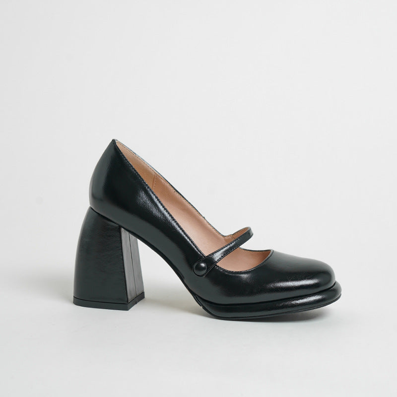 Femme Chunky Heel Mary Jane Pumps med dekorativ strop Stilla