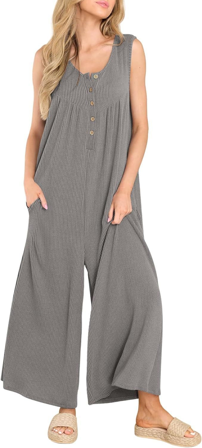 Dame casual jumpsuit med knapdetaljer og bredt skåret ben Stiila