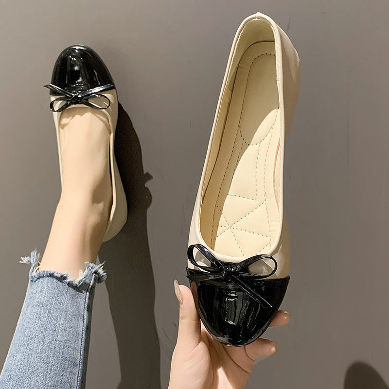 Dame ballerina-sko med elegant sløjfedetalje og polstret sål Stilla