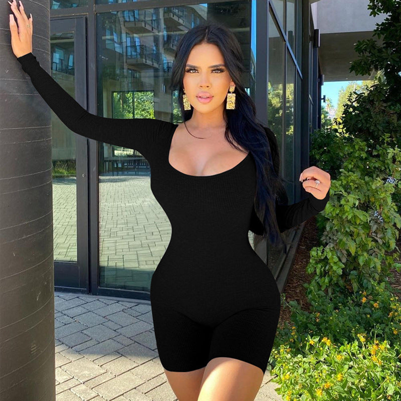 Dame figurtilpasset langærmet jumpsuit i ribmateriale Stilla