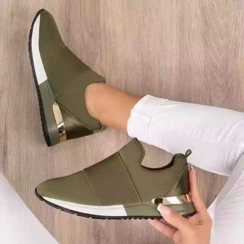 Dame sporty Slip-On Sneakers med elegant metallic-detalje Stilla