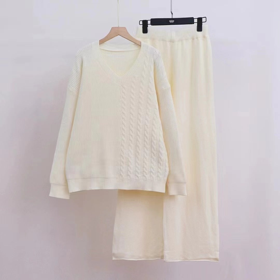 Femme Cozy V-hals Strik Loungewear Sæt Stilla