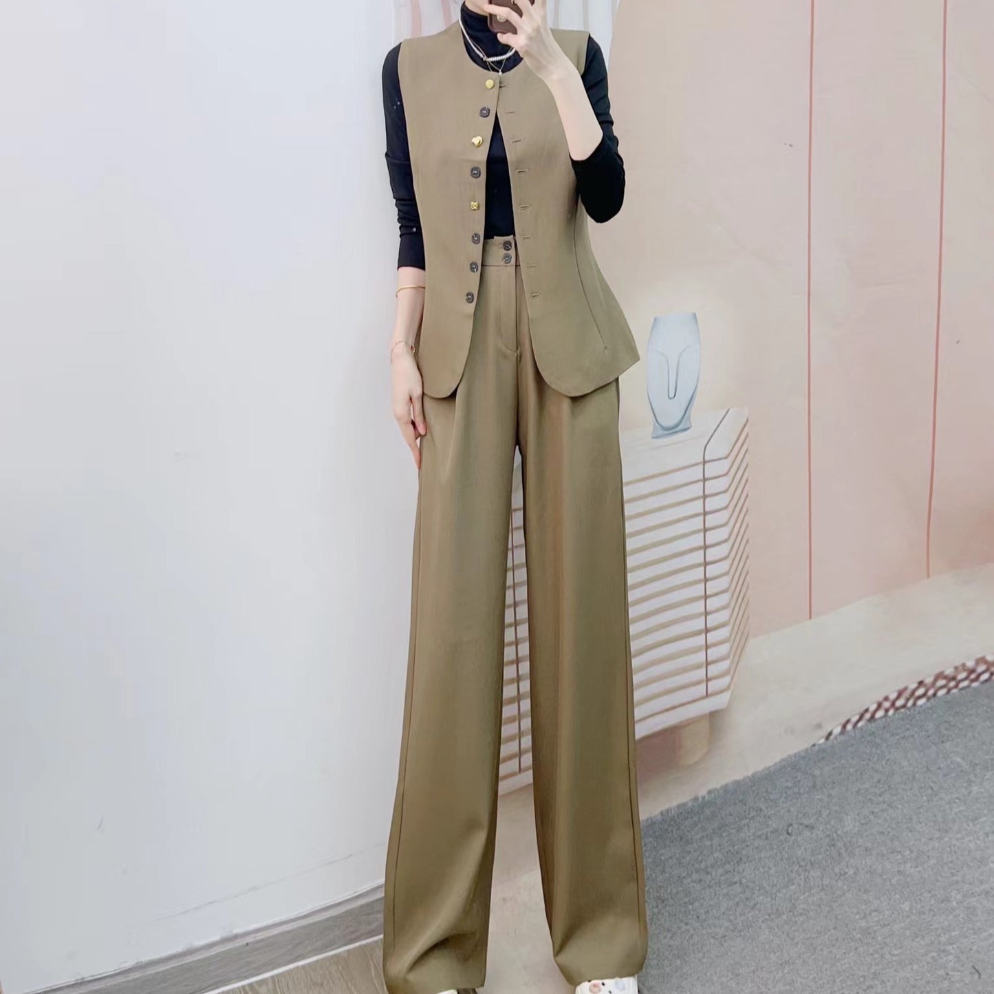 Dame Elegant Blazer-Bukser-Kombination med gyldne knapdetaljer og struktureret stof Stilla