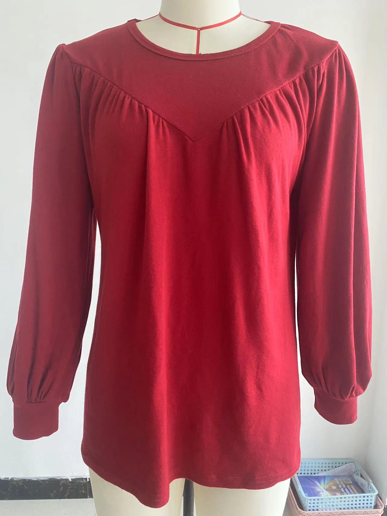 Dame afslappet langærmet skjorte med elegante detaljer Stilla