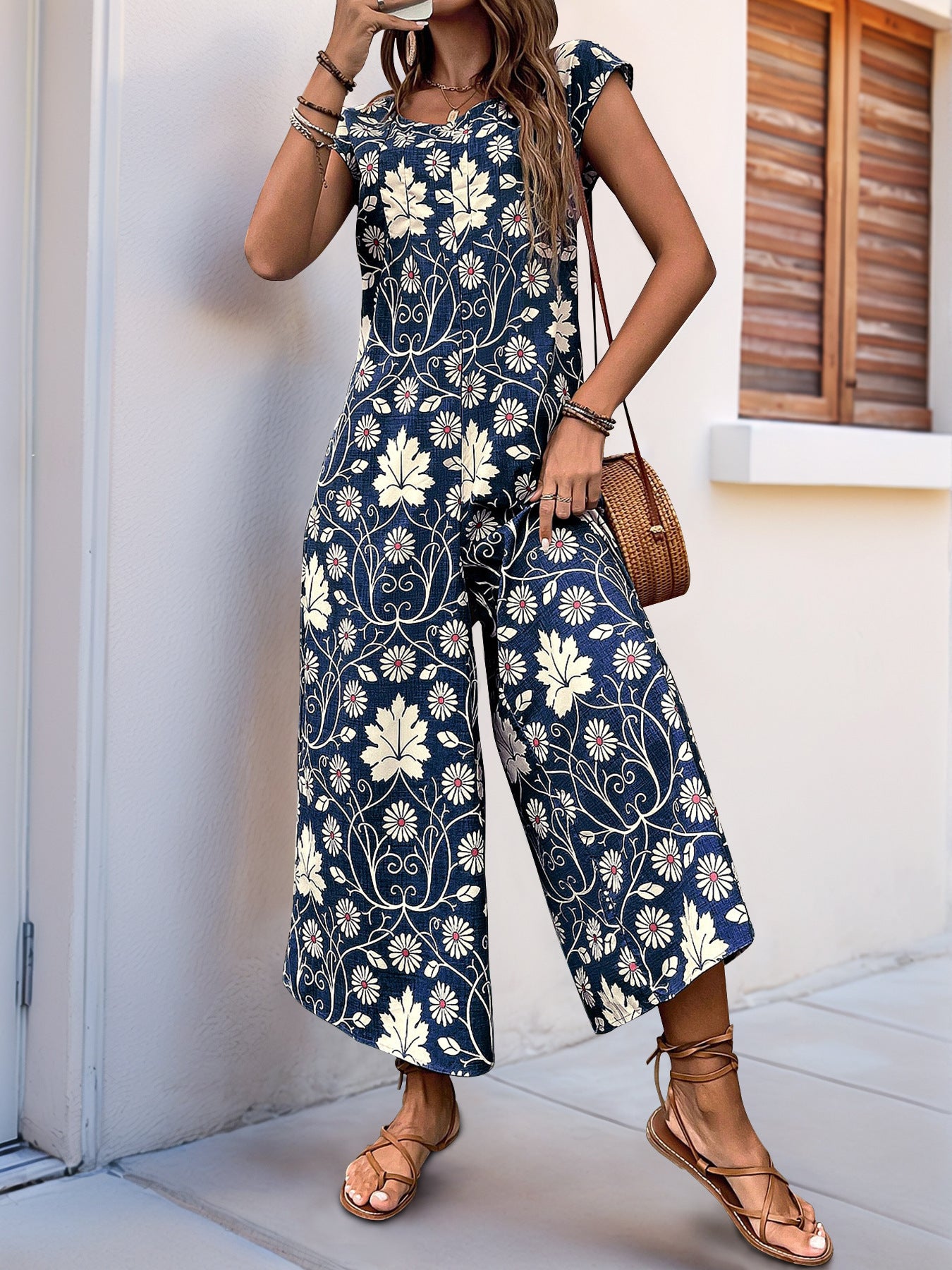 Dame jumpsuit med florale mønstre og bred pasform Stilla
