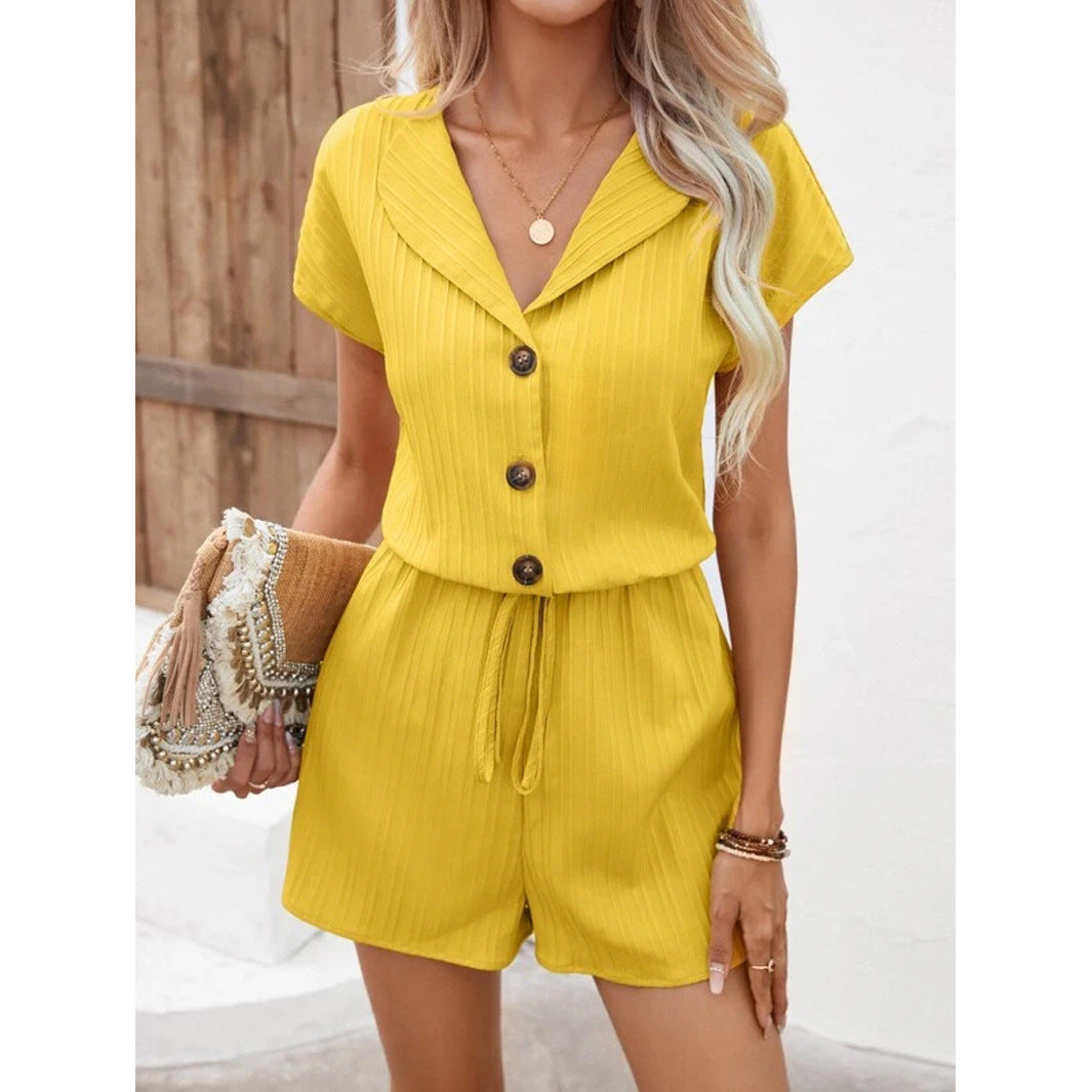 Dame jumpsuit med elegant snit og modiske knapdetaljer Stilla