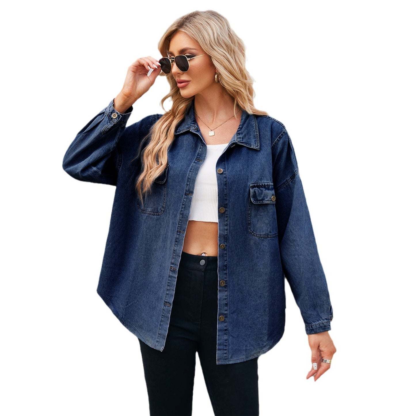 Dame løs denim skjortejakke med praktiske lommer og moderne snit Stilla