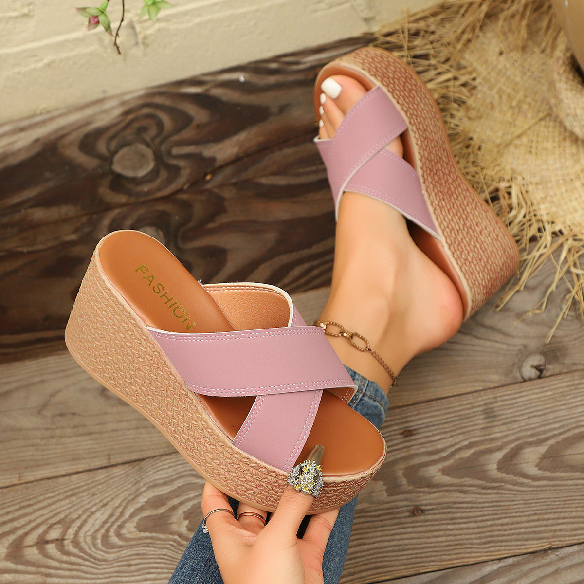 Dame Wedge-sandaler med crossover remme og skridsikker sål Stilla