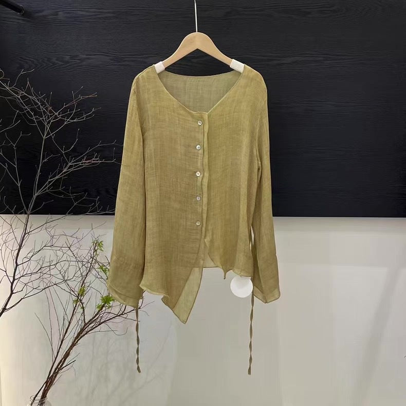Femme Letvægts Button-Up Skjorte med asymmetrisk Kant Stilla