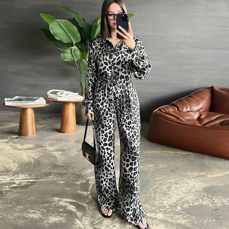 Dame Mønstret Jumpsuit med elegant Bindebælte Stilla