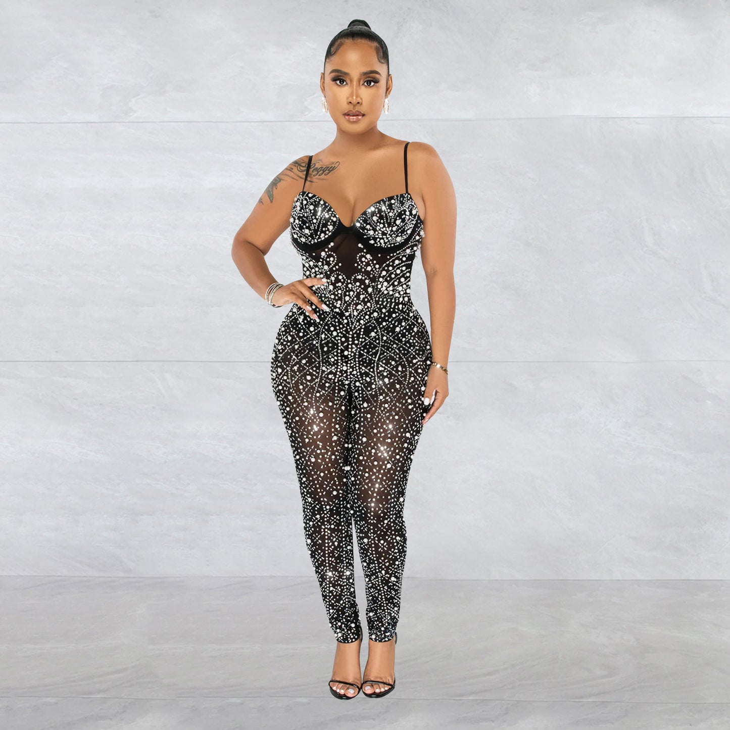 Dame Couture Jumpsuit med strassdekorationer og transparente indsatser Stilla