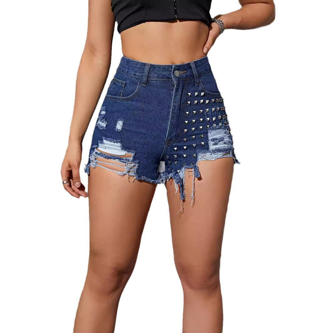 Dame Destroyed Denim Shorts med dekorative nitter og høj talje Stilla