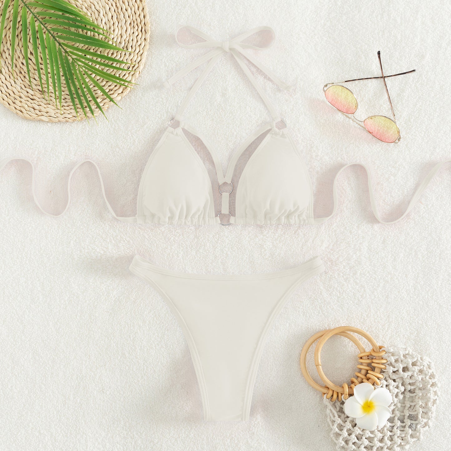 Dame Triangel-Bikini-Sæt med chic bære-system og elegante accent-detaljer Stilla