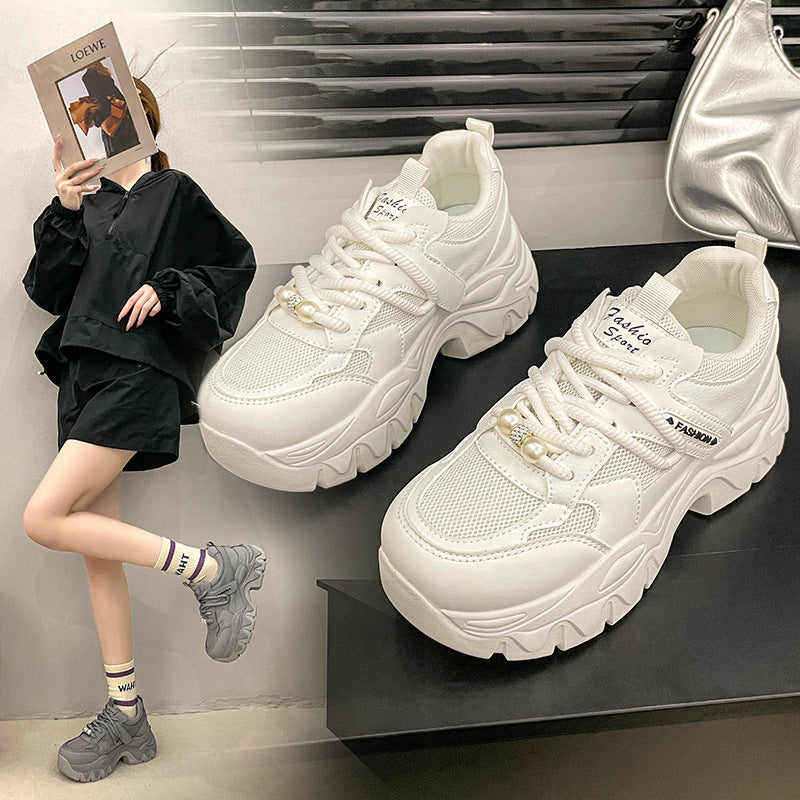 Dame Chunky Sneakers med fashionable perledetaljer og åndbart mesh-overflade Stilla