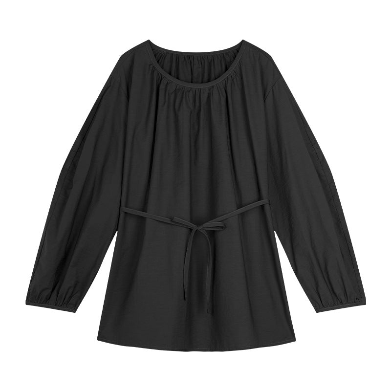 Dame afslappet langærmet overdel med dekorativt bælte og løs pasform Stilla