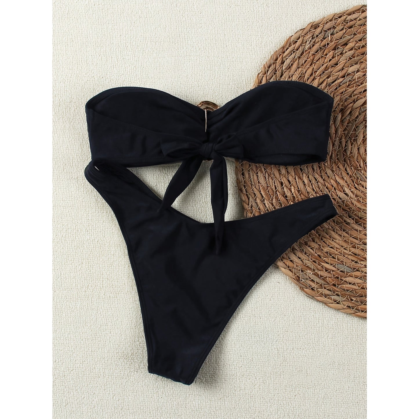 Dame Bandeau-bikini med dekorativ ringdetalje og figursyet høj talje trusse Stilla