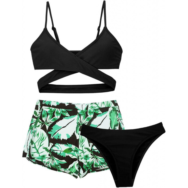Dame bikini-sæt med kreativt kryds-top og komfortable shorts Stilla