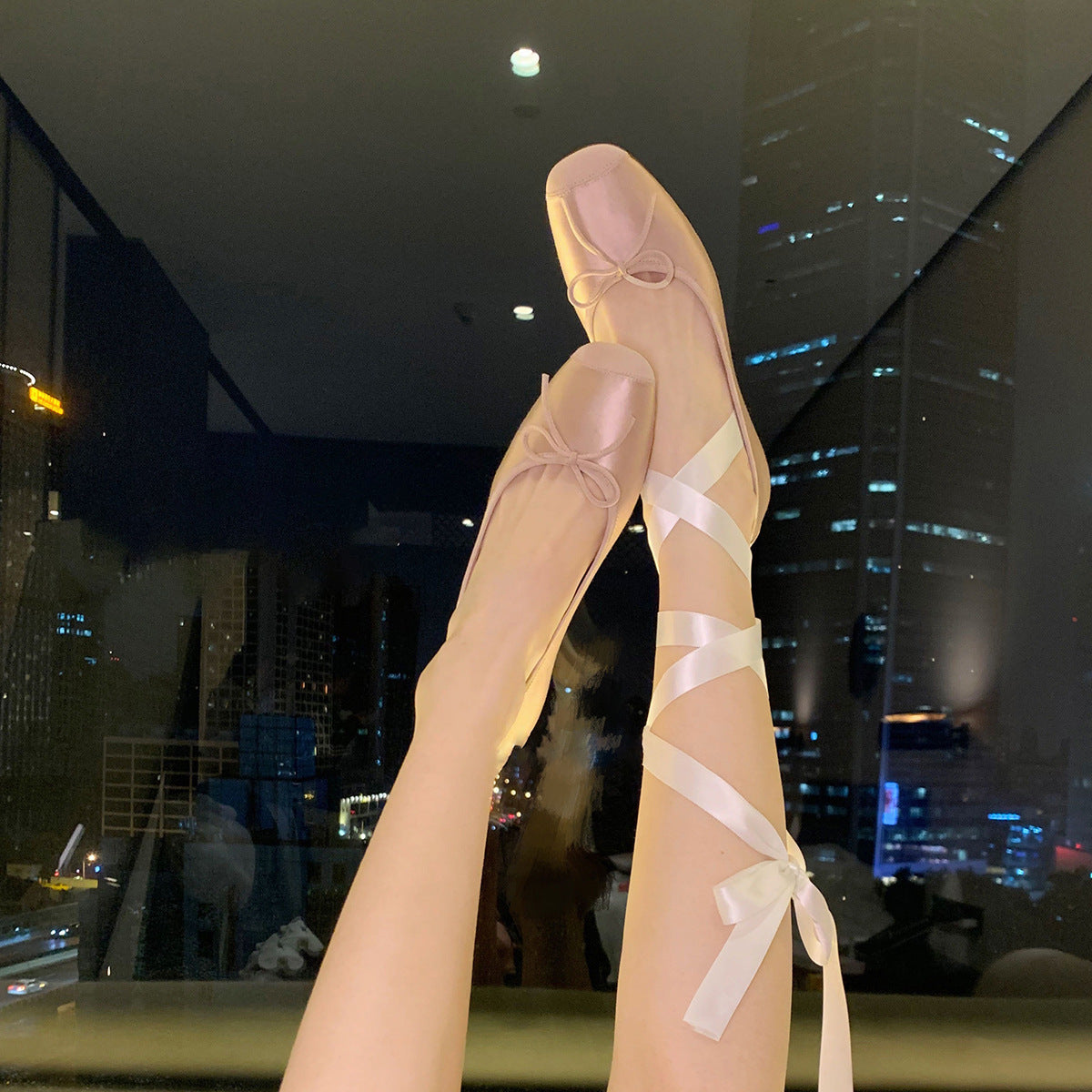 Dame klassisk Ballerina Flats med bånddetalje Stilla