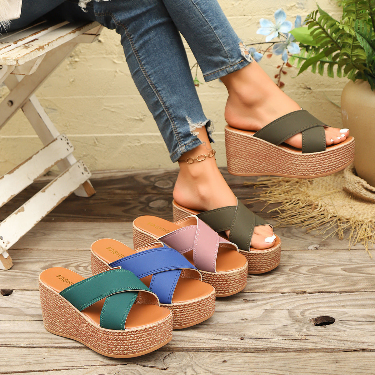 Dame Wedge-sandaler med crossover remme og skridsikker sål Stilla
